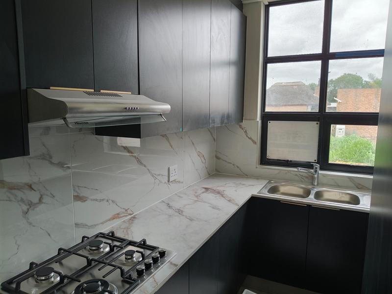 To Let 3 Bedroom Property for Rent in Uitzicht Western Cape